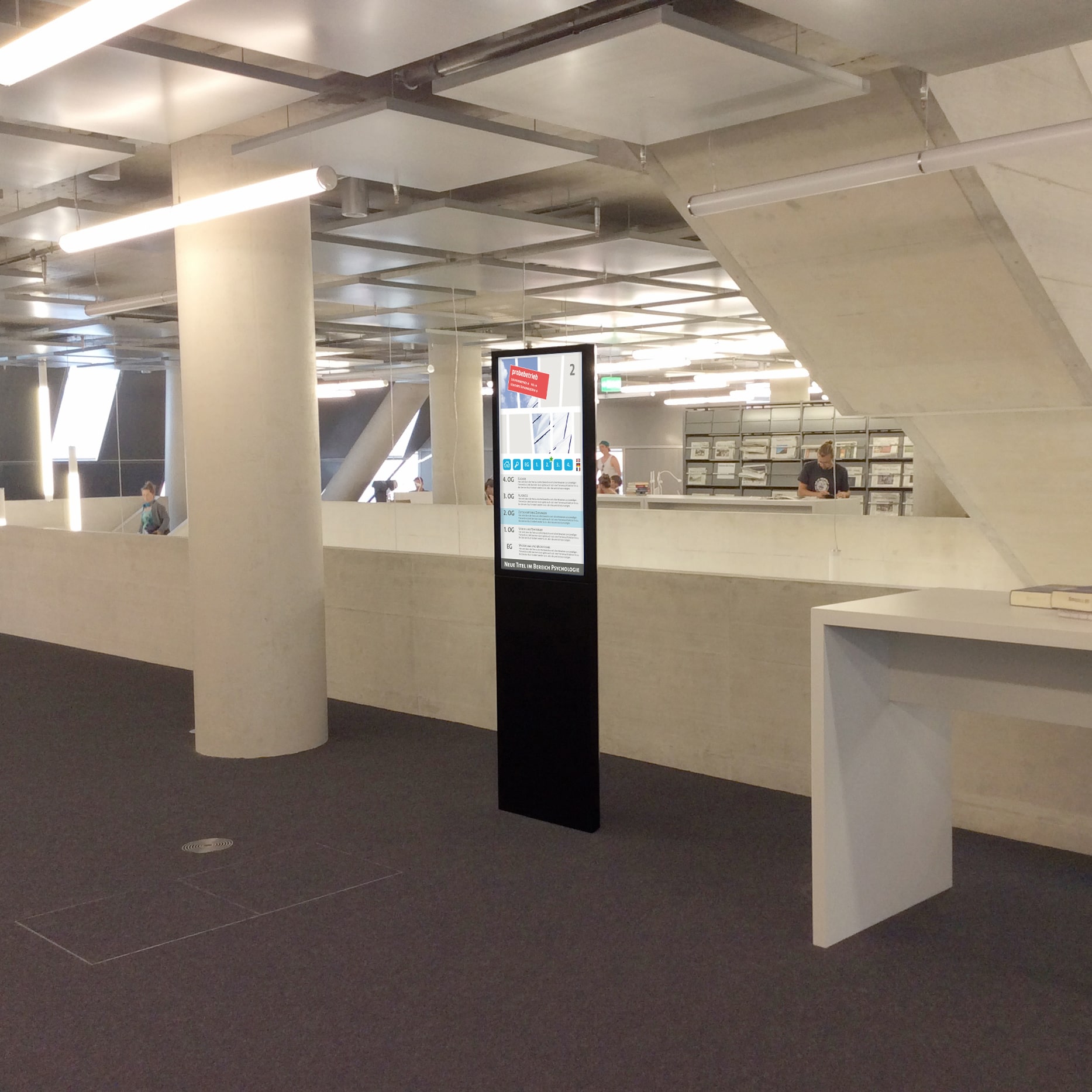 Digital Signage in der Universitätsbibliothek Freiburg.